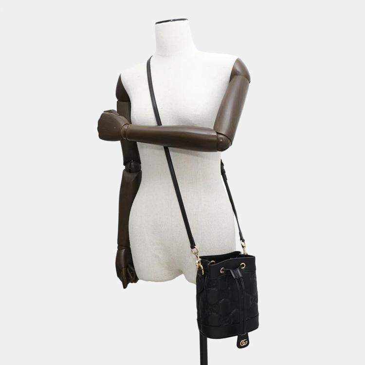 Pre Owned Gucci Black Leather GG Matelasse Bucket Bag