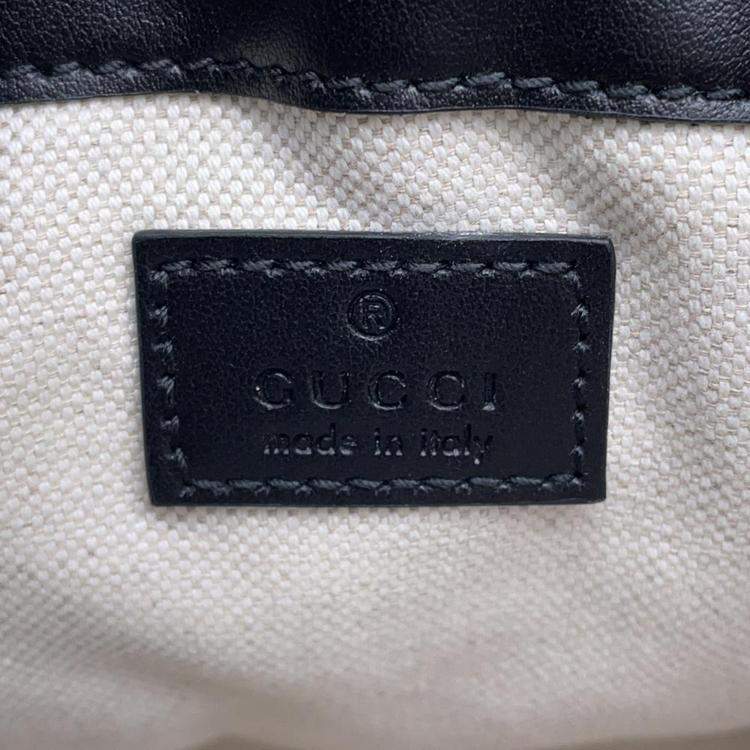 Pre Owned Gucci Black Leather GG Matelasse Bucket Bag