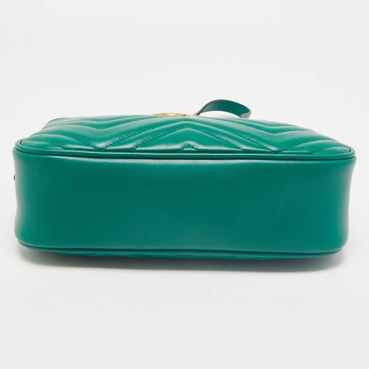 Pre Owned Gucci Green Matelassé Leather Small GG Marmont Camera Bag