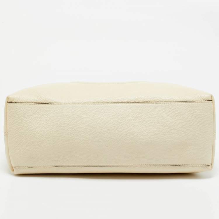 Pre Owned Gucci Cream Leather Medium Soho Chain Tote