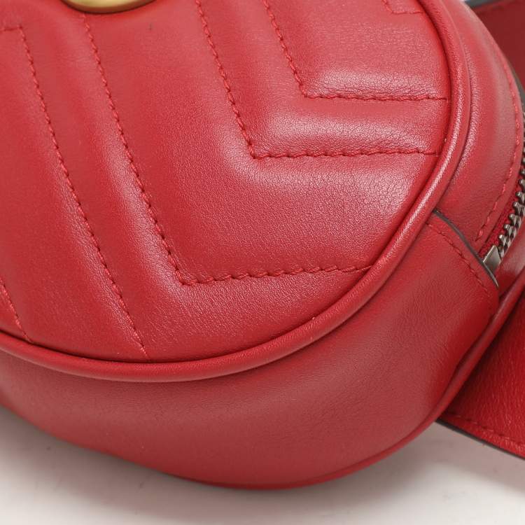 Pre Owned Gucci Red Matelassé Leather Mini GG Marmont Belt Bag