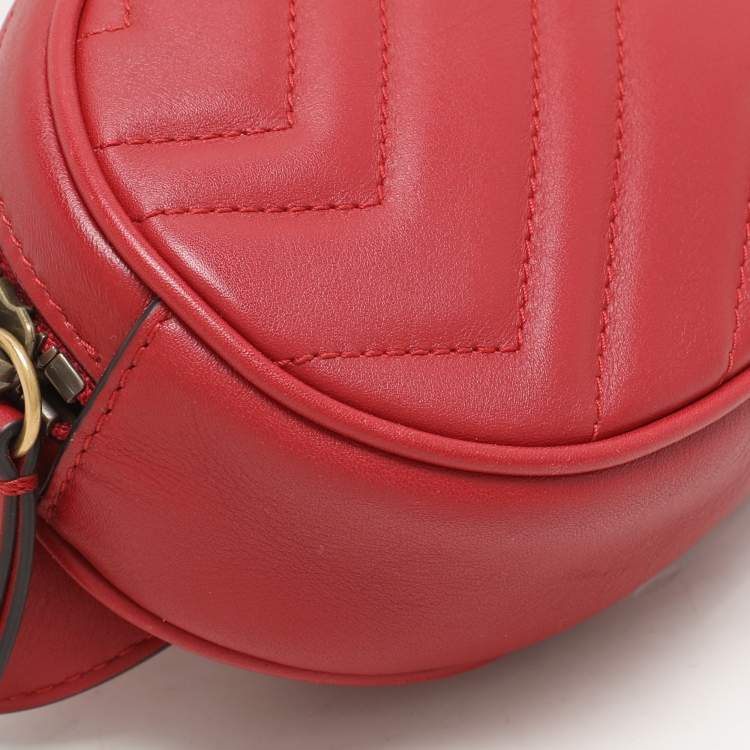 Pre Owned Gucci Red Matelassé Leather Mini GG Marmont Belt Bag