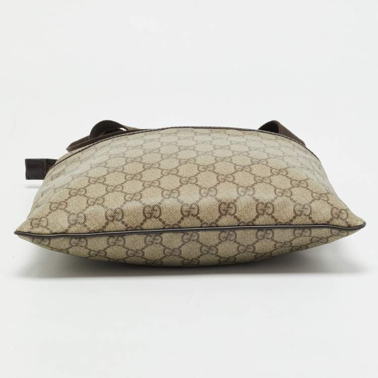Pre Owned Gucci Beige/Brown GG Supreme Canvas and Leather Flat Messenger Bag