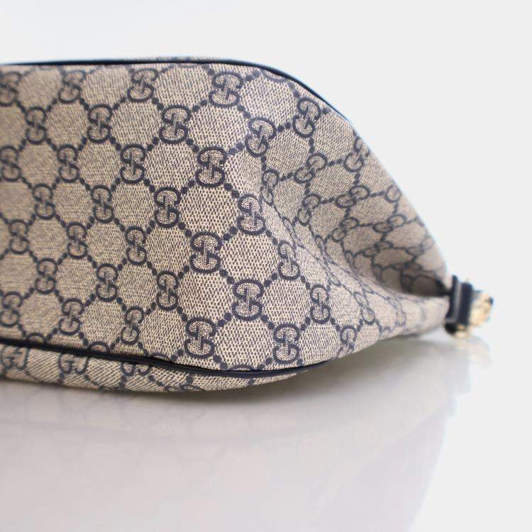 Pre Owned Gucci Sherry Medium GG Supreme Canvas Shoulder Bag