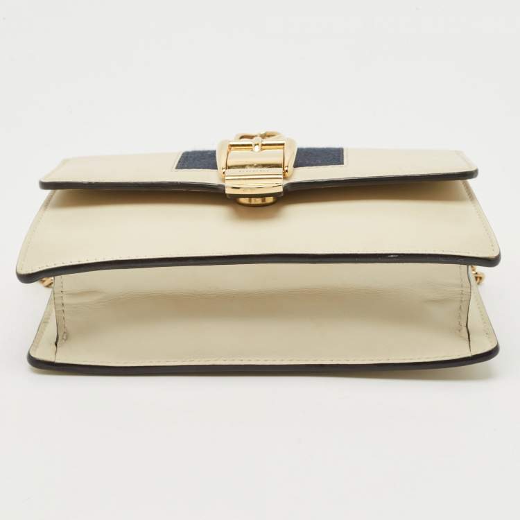 Pre Owned Gucci Off White Leather Super Mini Sylvie Wallet On Chain