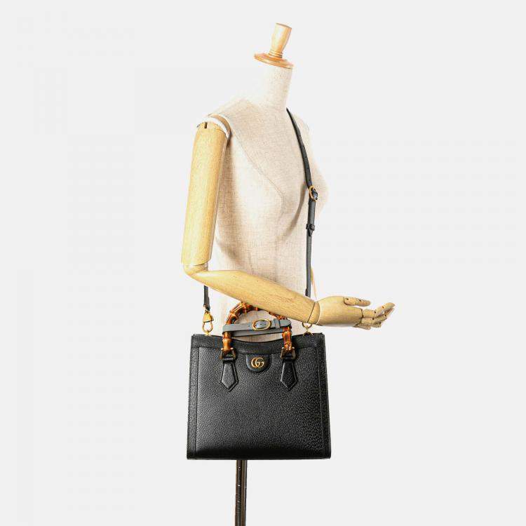 Pre Owned Gucci Black Small Leather Bamboo Diana Satchel