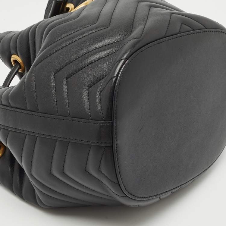 Pre Owned Gucci Black Matelasse Leather GG Marmont Bucket Bag