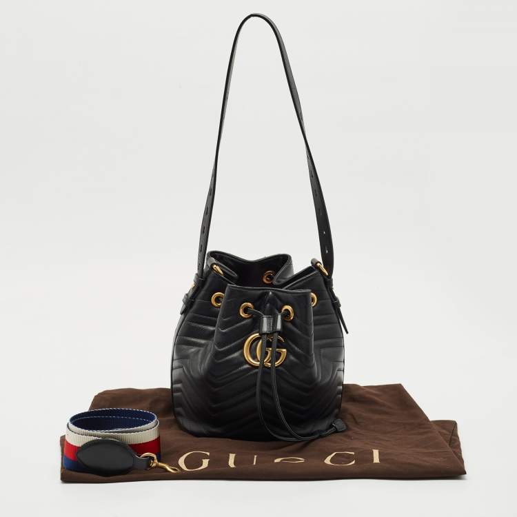 Pre Owned Gucci Black Matelasse Leather GG Marmont Bucket Bag