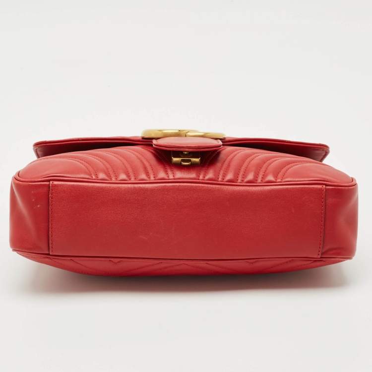Pre Owned Gucci Red Matelasse Leather Medium GG Marmont Shoulder Bag