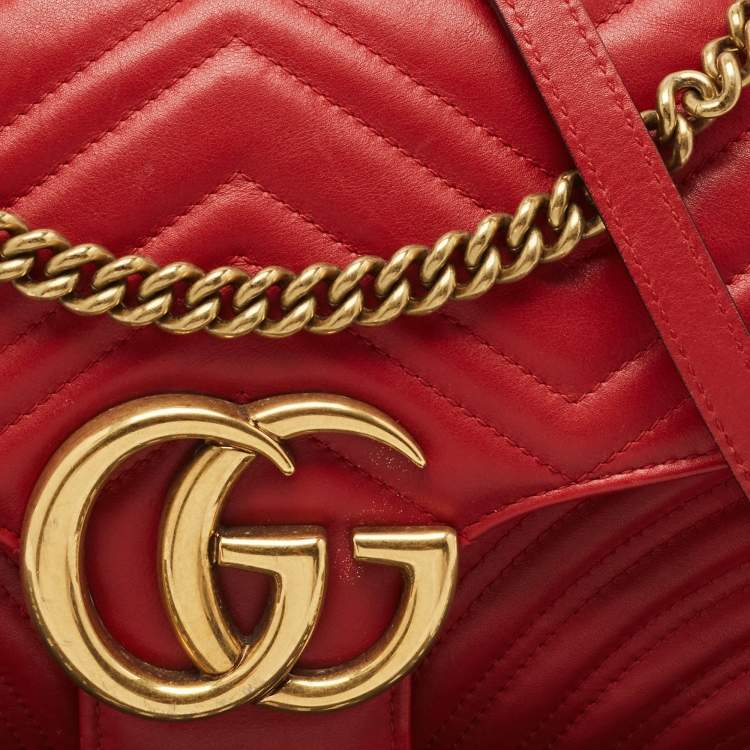 Pre Owned Gucci Red Matelasse Leather Medium GG Marmont Shoulder Bag