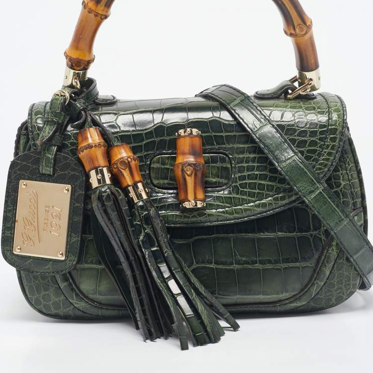 Pre Owned Gucci Green Alligator Medium Tassel New Bamboo Top Handle Bag