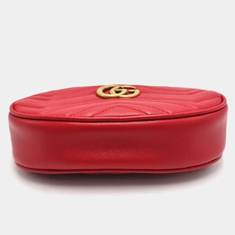 Pre Owned Gucci GG Marmont Matelasse Leather pouch bag