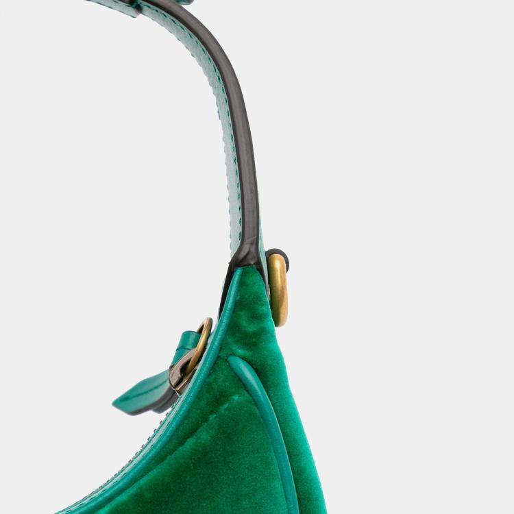 Pre Owned Gucci Green Mini GG Marmont Matelasse Velvet Torchon Half Moon Bag