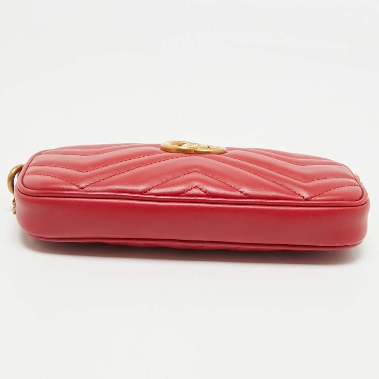 Pre Owned Gucci Red Matelassé Leather GG Marmont Zip Around Wallet On Chain