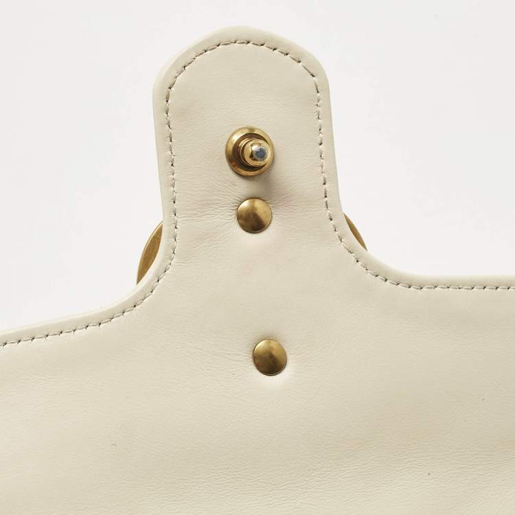 Pre Owned Gucci Off White Matelassé Leather Mini GG Marmont Shoulder Bag