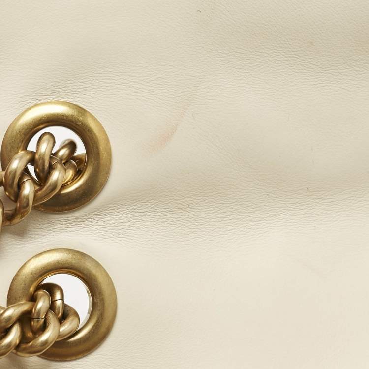 Pre Owned Gucci Off White Matelassé Leather Mini GG Marmont Shoulder Bag