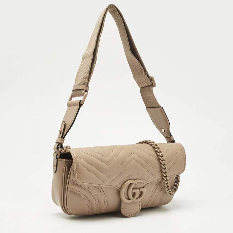 مملوكة مسبقًا Gucci Beige Matelassé Leather Small GG Marmont Shoulder Bag