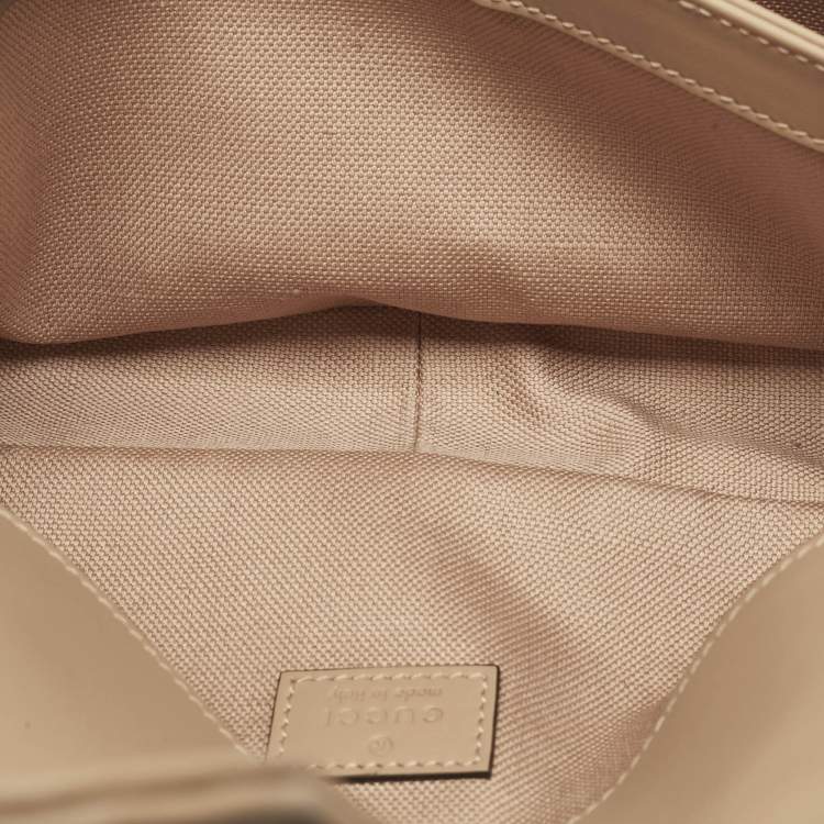 مملوكة مسبقًا Gucci Beige Matelassé Leather Small GG Marmont Shoulder Bag