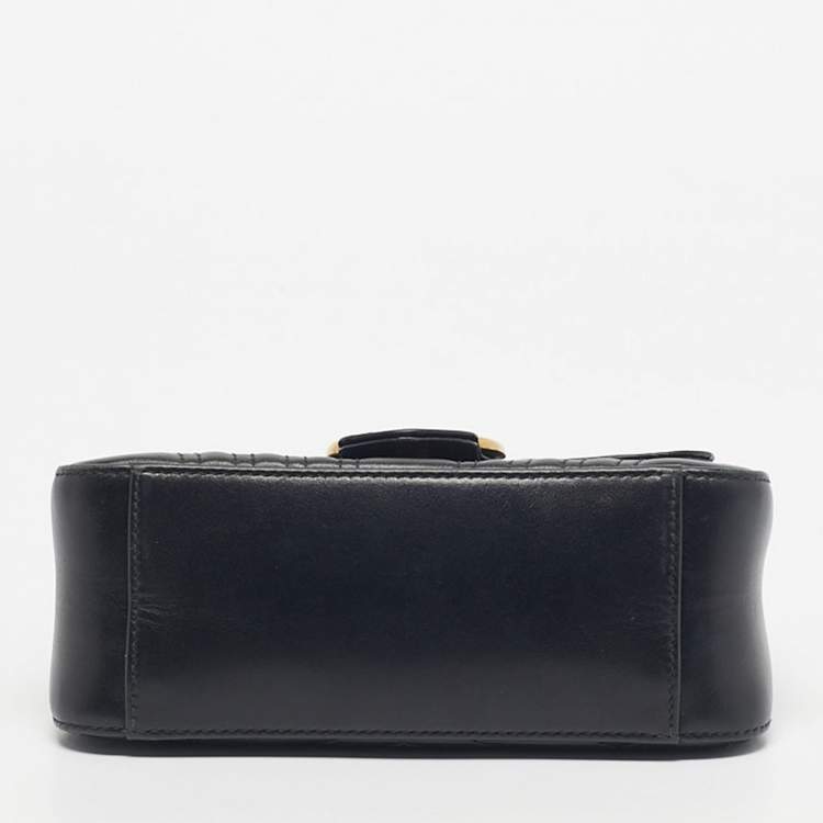 Pre Owned Gucci Black Matelasse Leather Mini GG Marmont Top Handle Bag