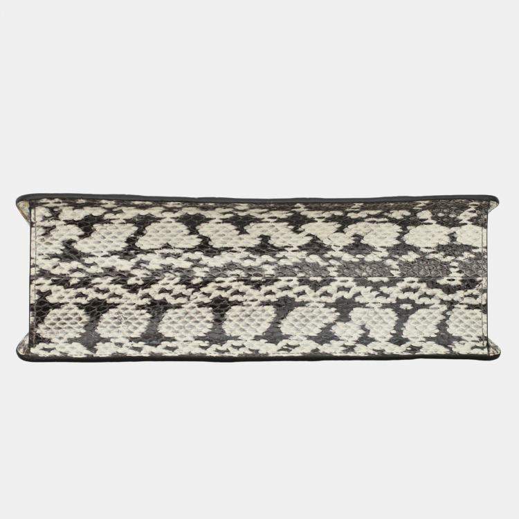 Pre Owned Gucci Embroidered Linea Ricami Shoulder Bag
