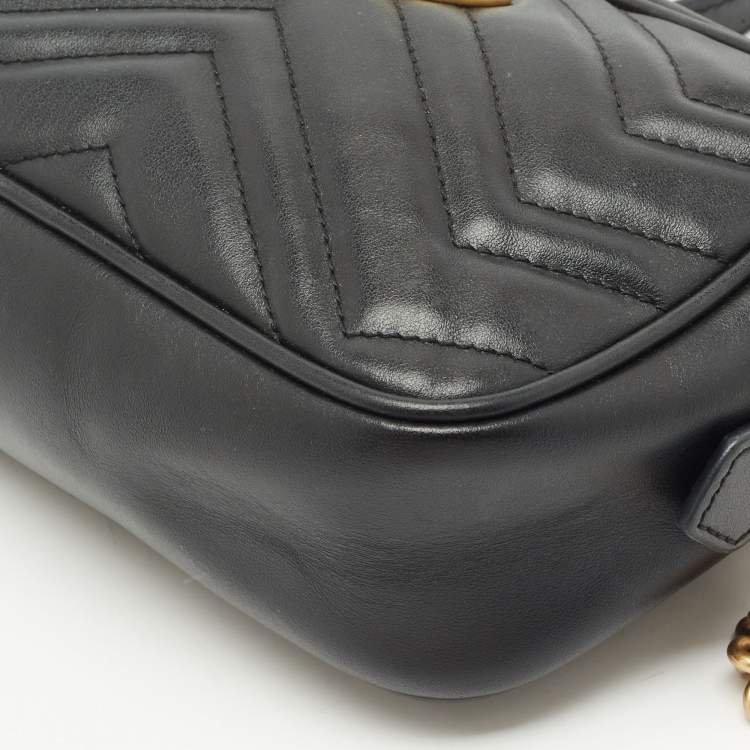 Pre Owned Gucci Black Matelassé Leather GG Marmont Mini Camera Bag
