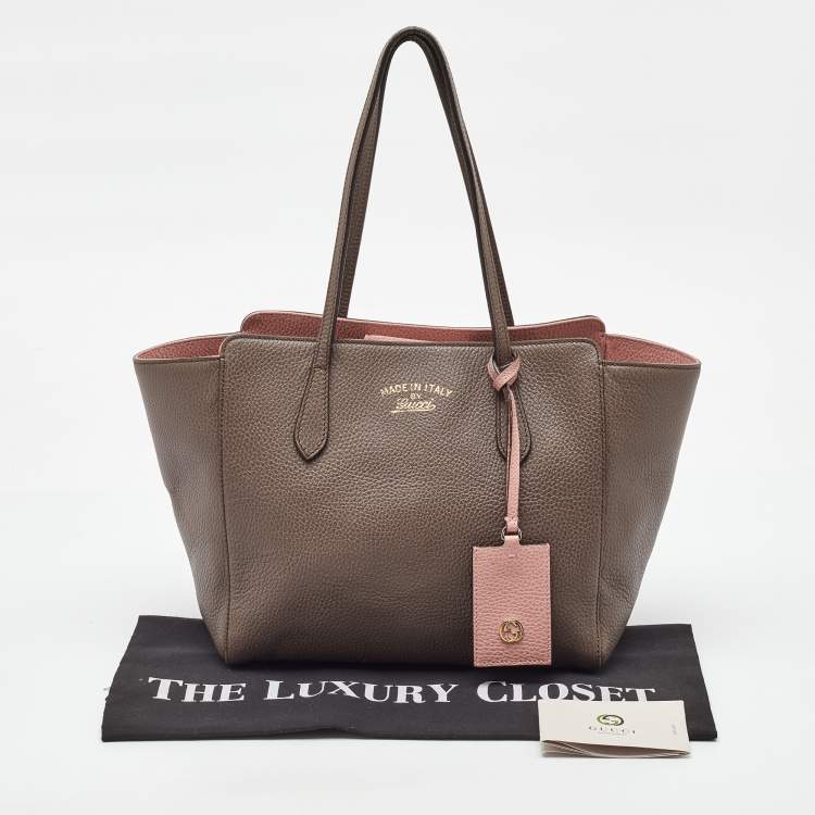 مملوكة مسبقًا Gucci Grey Leather Small Swing Tote