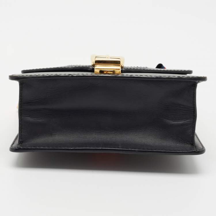 Pre Owned Gucci Black Leather Mini Web Chain Sylvie Shoulder Bag
