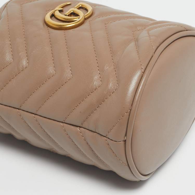 Pre Owned Gucci Mauve Matelassé Leather Mini GG Marmont Bucket Bag