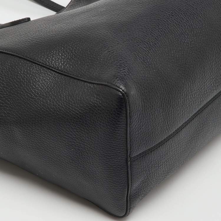 Pre Owned Gucci Black Pebbled Leather Medium Swing Tote