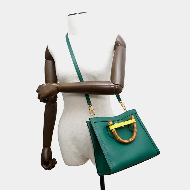 Pre Owned Gucci Diana Small Green Leather Handbag