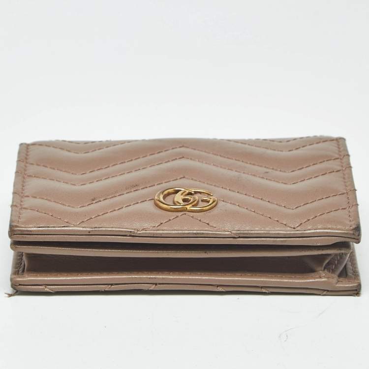 Pre Owned Gucci Beige Matelasse Leather GG Marmont Card Case