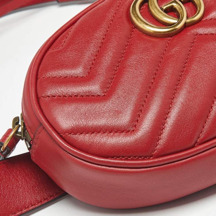 Pre Owned Gucci Red Matelassé Leather GG Marmont Belt Bag