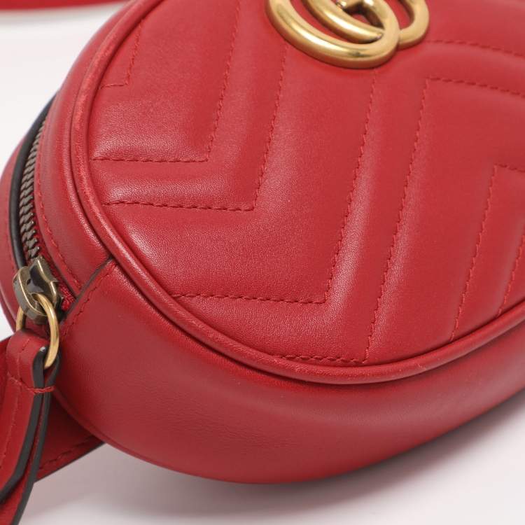 Pre Owned Gucci Red Matelassé Leather GG Marmont Belt Bag