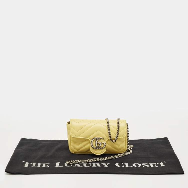 Pre Owned Gucci Yellow Matelassé Leather Super Mini GG Marmont Shoulder Bag