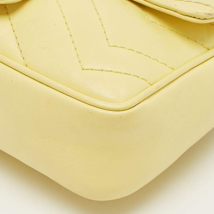 Pre Owned Gucci Yellow Matelassé Leather Super Mini GG Marmont Shoulder Bag