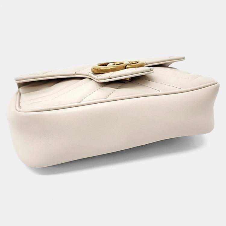 Pre Owned Gucci Cream Leather Matrasse Super Mini Crossbody Bag