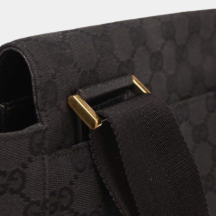 Pre Owned Gucci Black Canvas GG Messenger Shoulder Bag