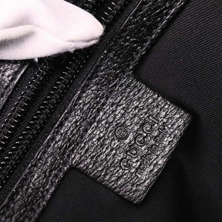 Pre Owned Gucci Black Canvas GG Messenger Shoulder Bag