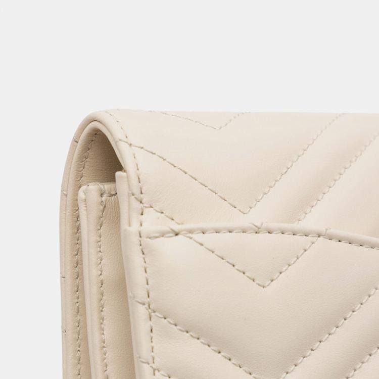 Pre Owned Gucci White GG Marmont Matelasse Leather Flap Clutch