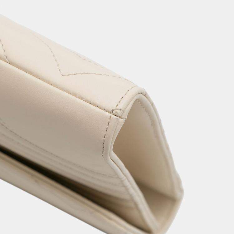 Pre Owned Gucci White GG Marmont Matelasse Leather Flap Clutch