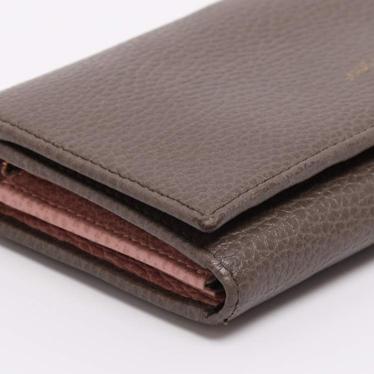 Pre Owned Gucci Taupe Leather Swing Continental Wallet