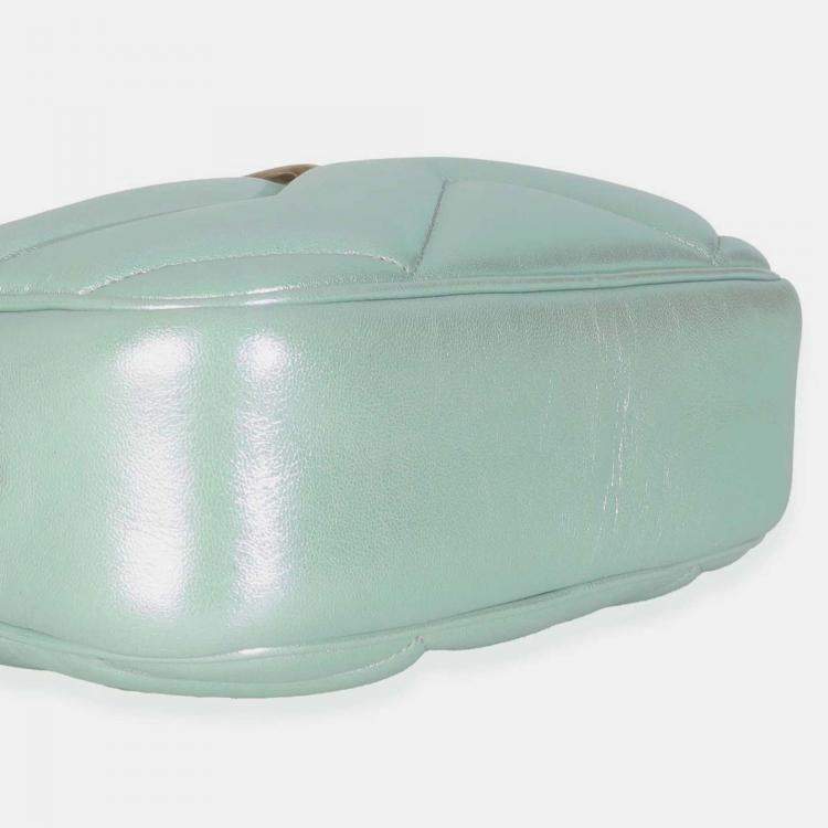 مملوكة مسبقًا Gucci Salvy Green Iridescent Nappa Chevron Matelasse Small GG Marmont Chain Bag