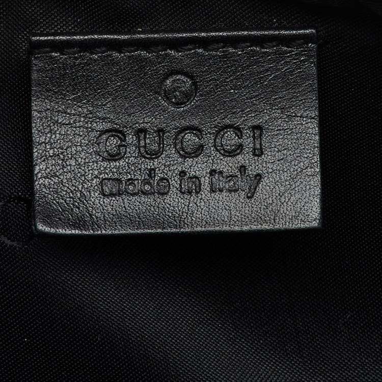Pre Owned Gucci Navy Blue/Black GG Canvas and Leather Boat Pochette Bag