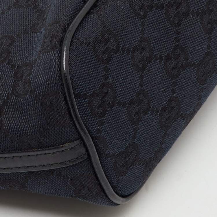 Pre Owned Gucci Navy Blue/Black GG Canvas and Leather Boat Pochette Bag