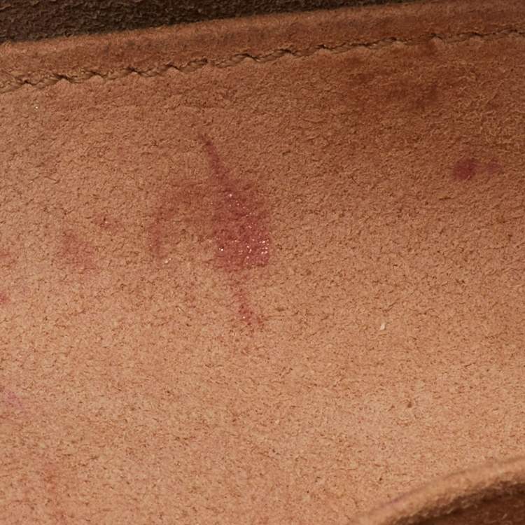 Pre Owned Gucci Black Leather Animal Studs GG Marmont Belt Bag