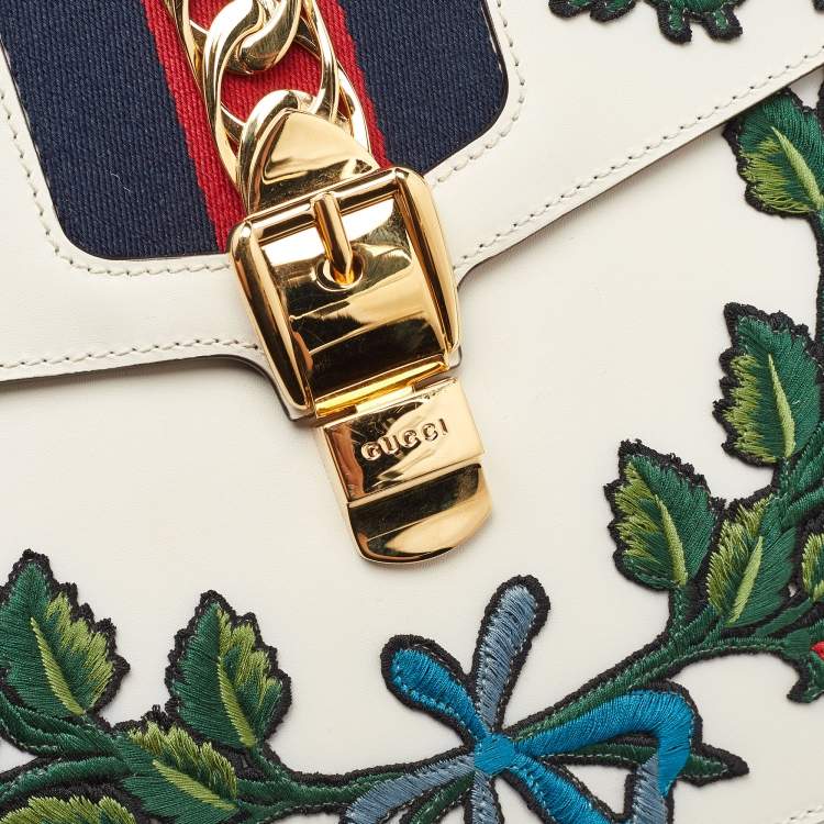 Pre Owned Gucci White Leather Floral Embroidered Medium Sylvie Top Handle Bag