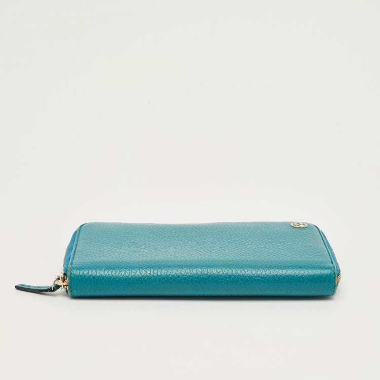 Pre Owned Gucci Turquoise Blue Leather Interlocking G Zip Around Wallet
