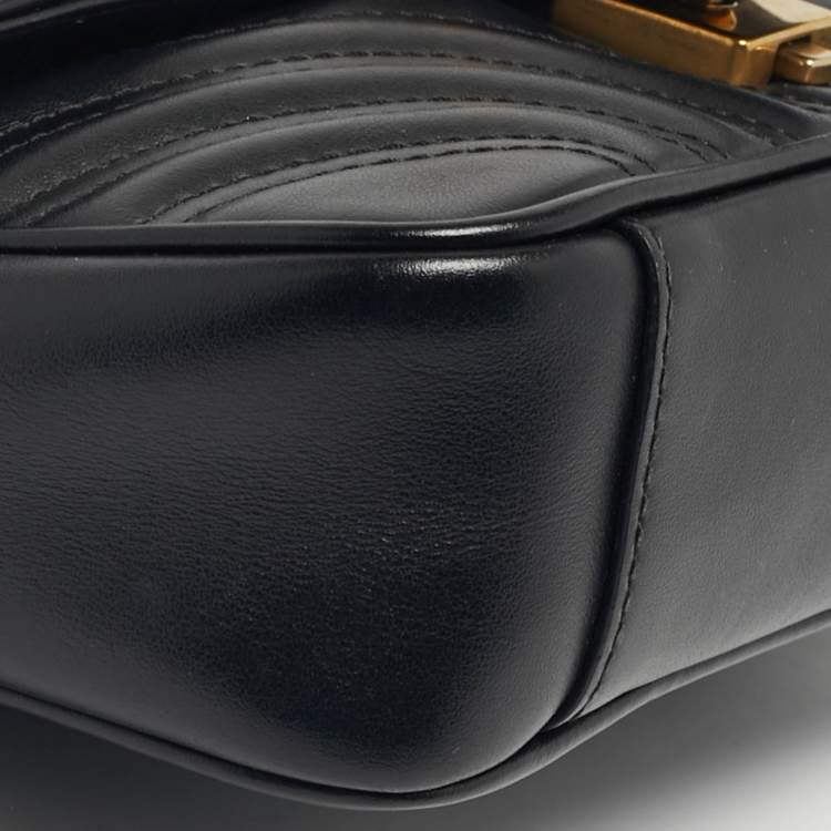 Pre Owned Gucci Black Matelassé Leather Mini GG Marmont Shoulder Bag