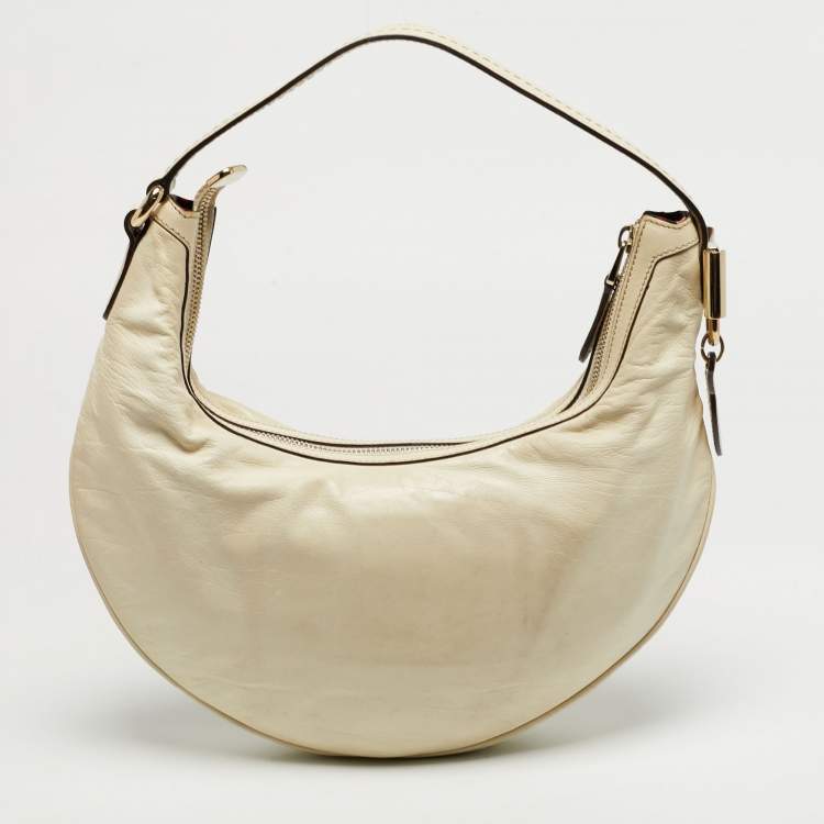 Pre Owned Gucci Off White Leather Small Duchessa Hobo