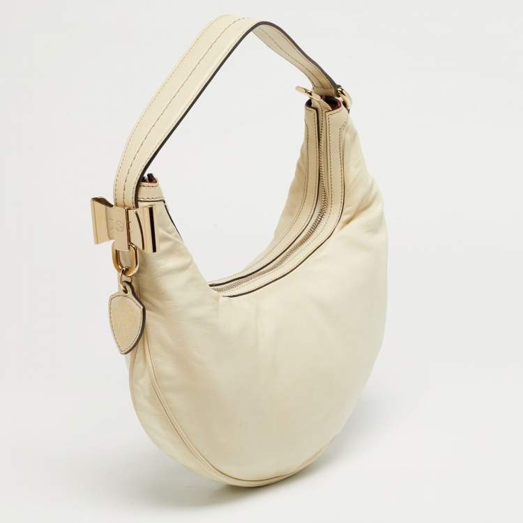 Pre Owned Gucci Off White Leather Small Duchessa Hobo